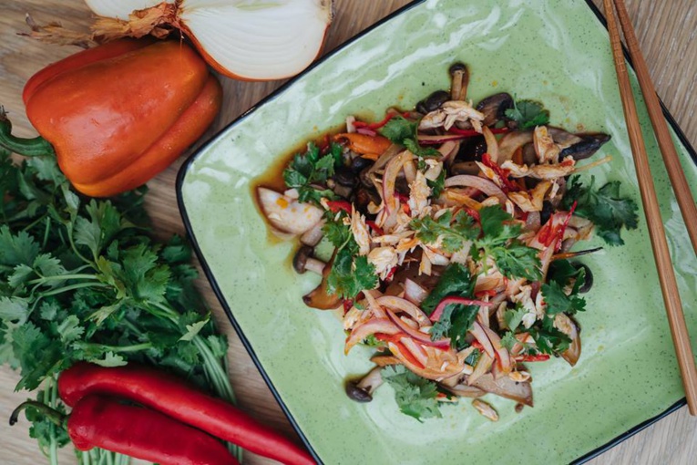 THE ELEPHAS: vitamins, healthy and happy faces at HKU THE ELEPHAS: vitamins, healthy and happy faces at HKU