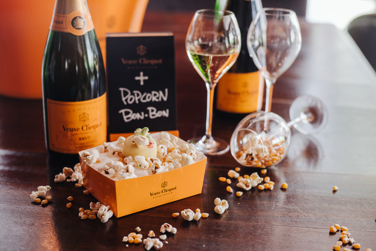 #YellowHour by Veuve Clicquot #YellowHour by Veuve Clicquot