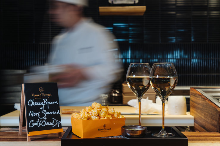 #YellowHour by Veuve Clicquot #YellowHour by Veuve Clicquot