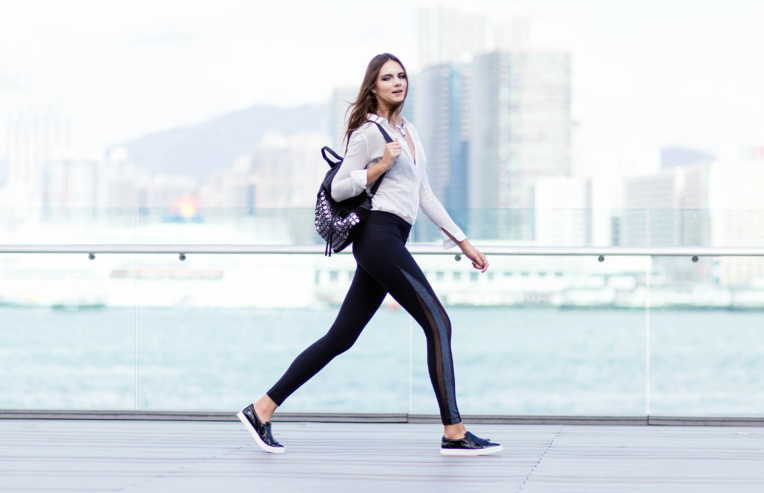 ZARIE: leggings with cosmetic benefits