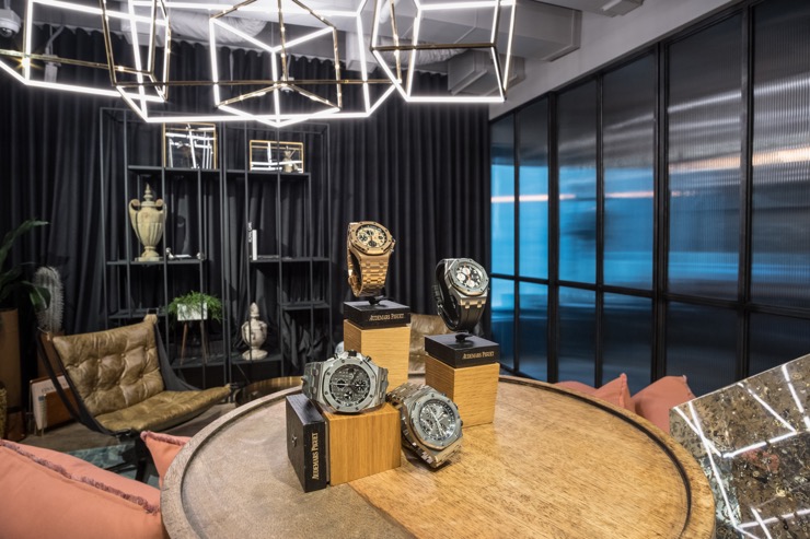 Trust, expertise and technology – the WatchBox way to revolutionize the pre-owned luxury watch landscape