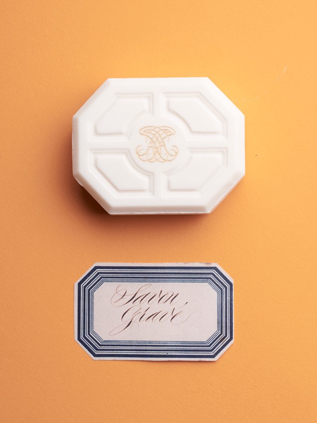 Officine Universelle Buly launches personalized engraving services Officine Universelle Buly launches personalized engraving services