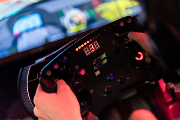 Sideways – strap into the driver’s seat of a Formula 1 race car