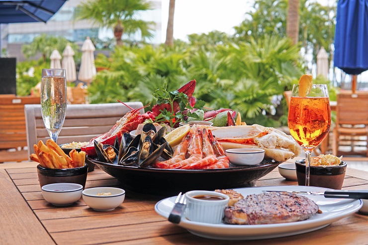 Easter, a family celebration Easter, a family celebration