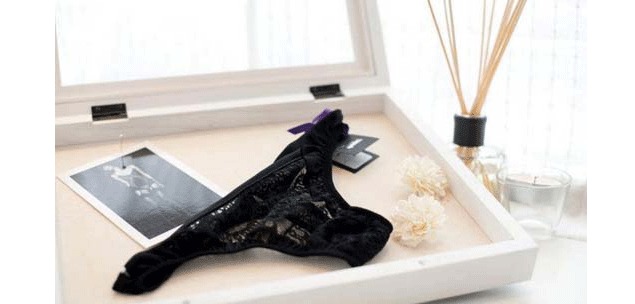 Avec Amour: a boudoir looking underwear boutique