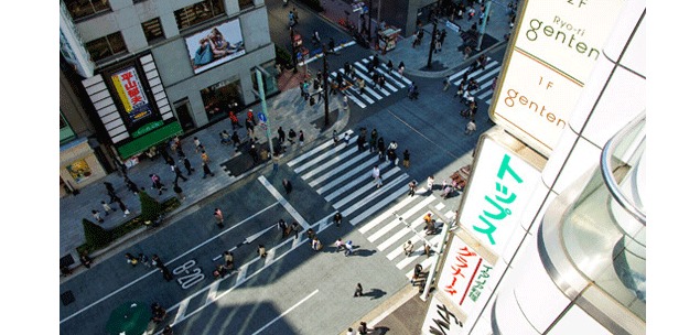 Tokyo by Manon Tokyo by Manon