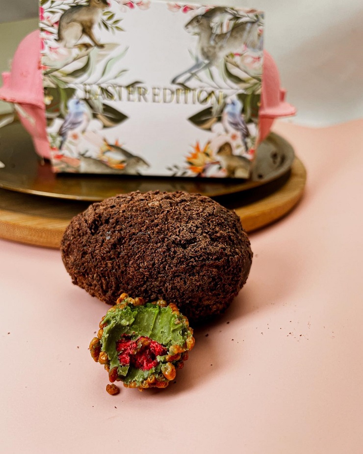 Where to buy gourmet chocolate Easter eggs this season? Where to buy gourmet chocolate Easter eggs this season?