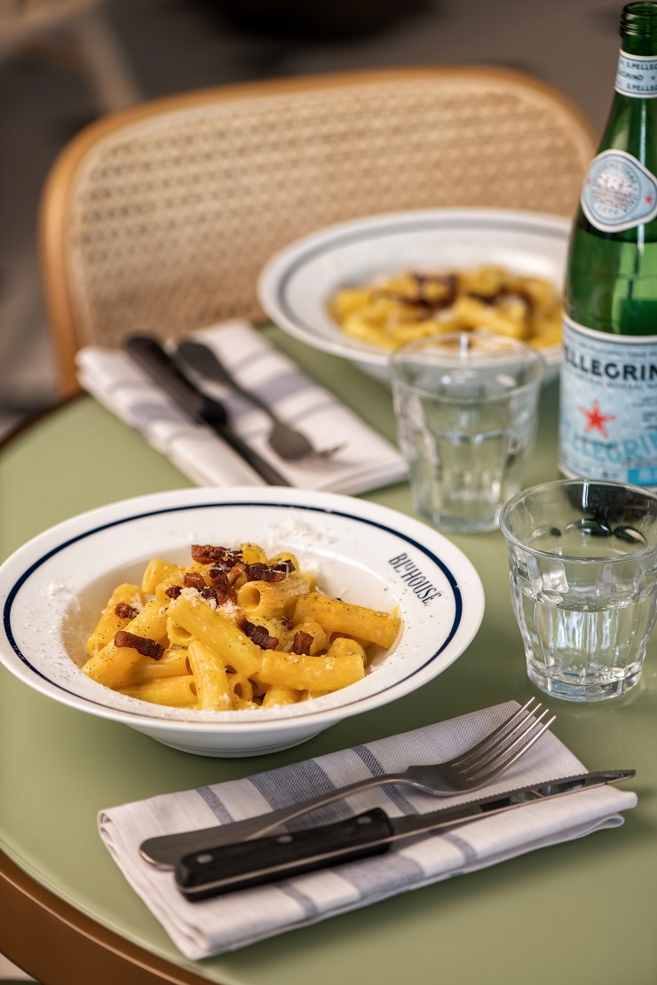 BluHouse: casual Italian fare and seaside vibes BluHouse: casual Italian fare and seaside vibes