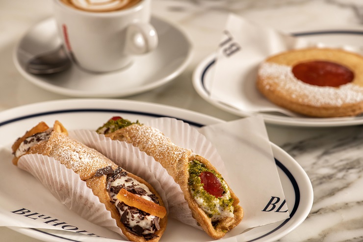 BluHouse: casual Italian fare and seaside vibes BluHouse: casual Italian fare and seaside vibes