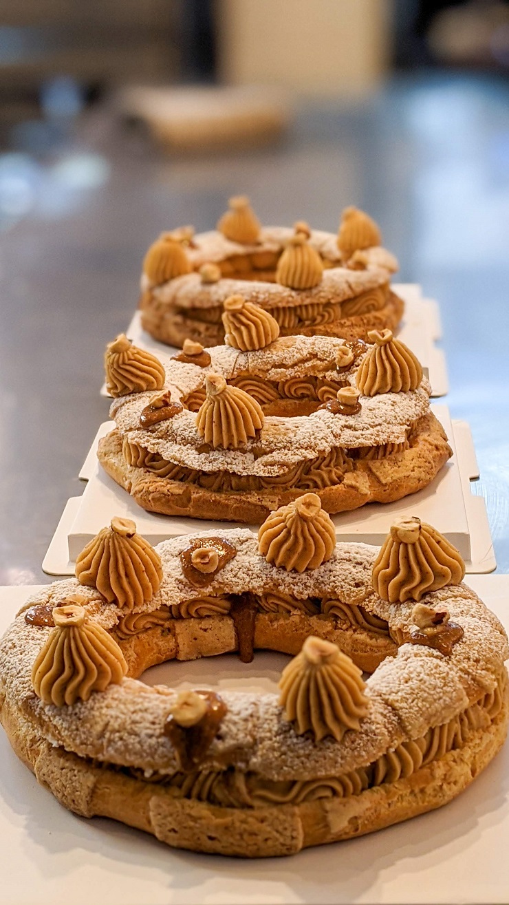 Frenchie Toquée: 4 sweet years and counting. Frenchie Toquée: 4 sweet years and counting.