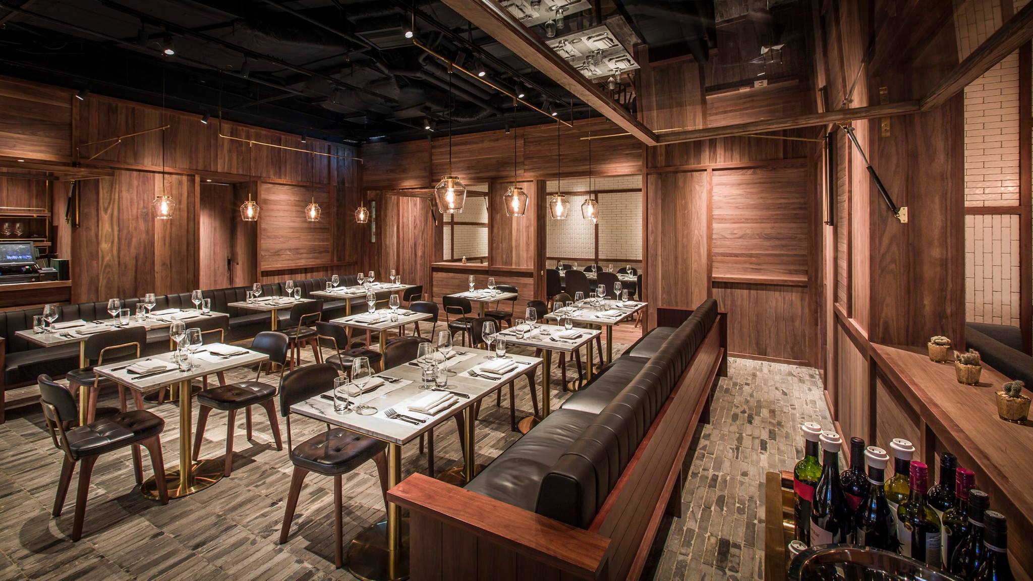 BiZou, the American Brasserie in Pacific Place BiZou, the American Brasserie in Pacific Place