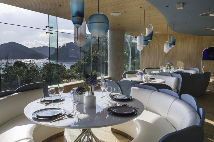 Lunch and Diner by the Sea Lunch and Diner by the Sea