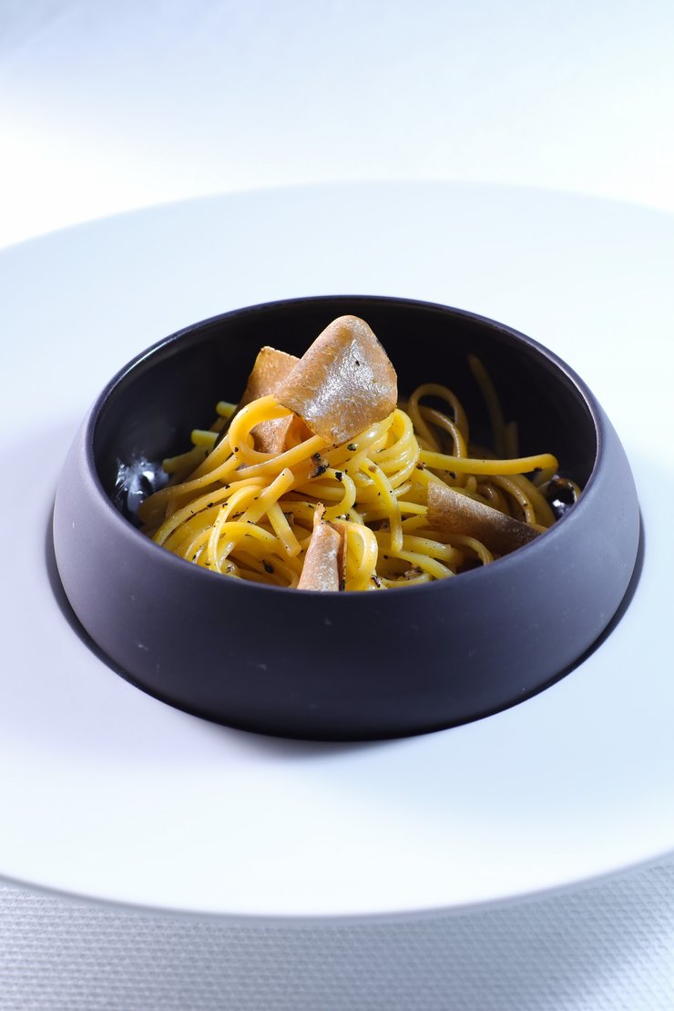 Weekend champagne lunch at Le 39V Hong Kong Weekend champagne lunch at Le 39V Hong Kong