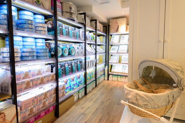 Women of Hong Kong – Arati, Co-Founder Baby Basics  Women of Hong Kong – Arati, Co-Founder Baby Basics