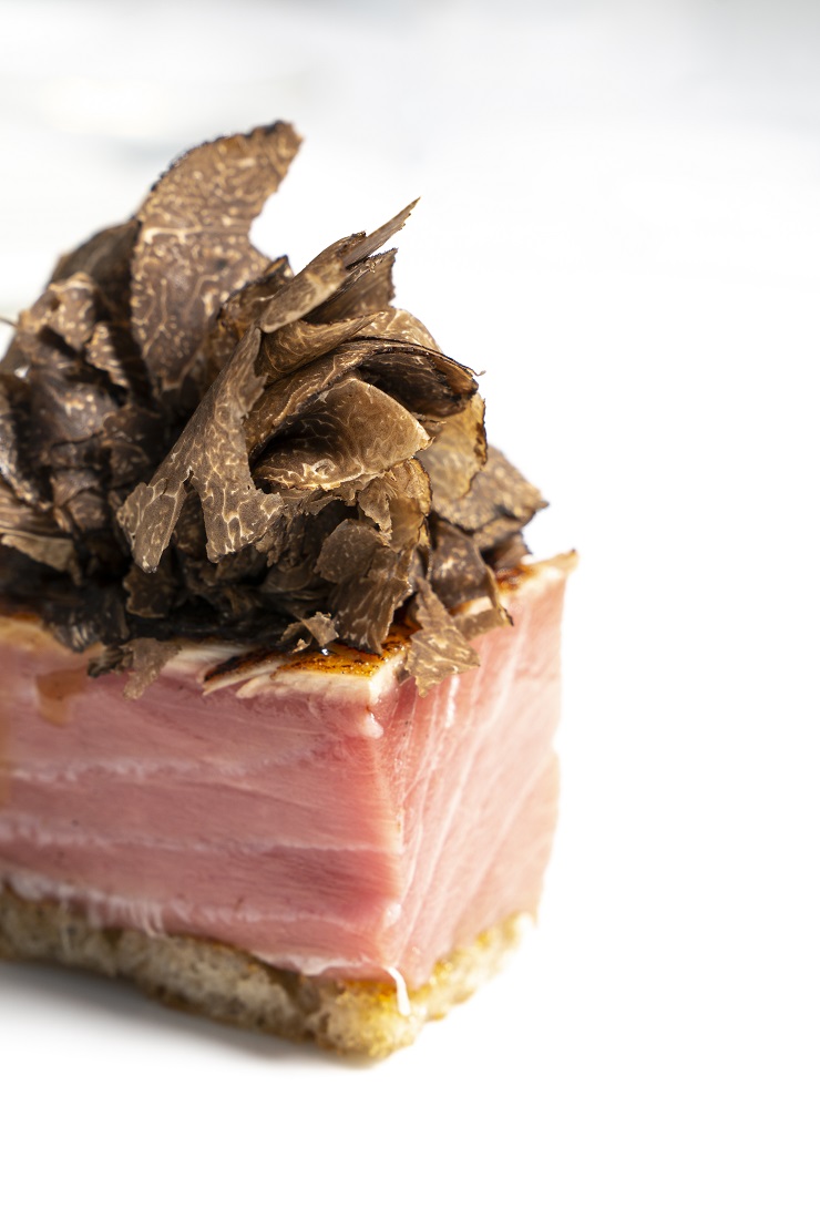 Radical Chic: elevated Italian fare and jaw dropping views Radical Chic: elevated Italian fare and jaw dropping views