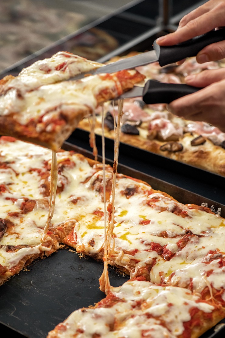 BluHouse: casual Italian fare and seaside vibes BluHouse: casual Italian fare and seaside vibes