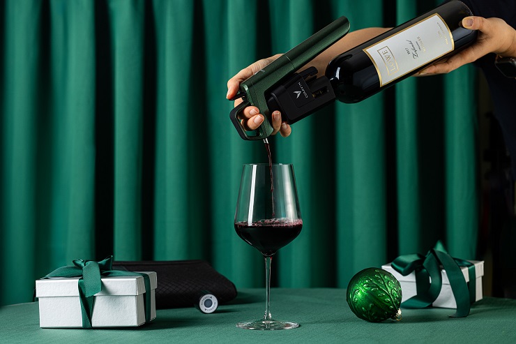 Christmas giveaway 2024: win luxury trips to Fiji, Thailand, Malaysia, and prizes worth over $55,000 (HKD)