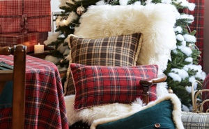 Local independent online shops where to order Christmas décor from