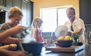 10 Small Changes That Make a Big Difference in Family Nutrition