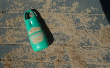 Summer bag essentials in the 852
