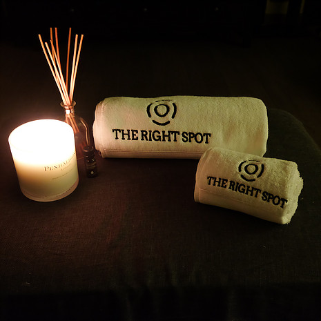 THE RIGHT SPOT : faites-vous masser dans une galerie d’art THE RIGHT SPOT : faites-vous masser dans une galerie d’art