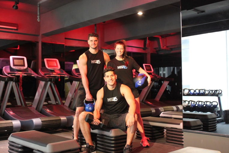 HIT45 – le studio qui va vous rendre accro ! HIT45 – le studio qui va vous rendre accro !