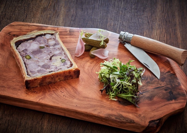Louise, une cuisine Française un brin nostalgique dans un cadre canon Louise, une cuisine Française un brin nostalgique dans un cadre canon