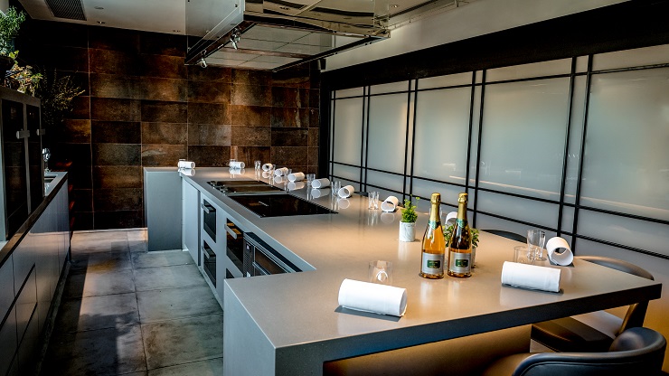 Un diner intime avec le chef Karl Steele chez Aulis Un diner intime avec le chef Karl Steele chez Aulis