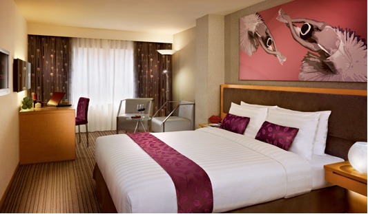 Pour nous les femmes Pour nous les femmes