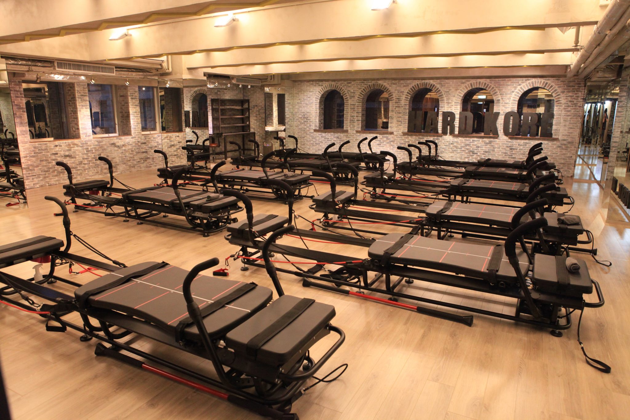 H KORE – No pain, no gain! H KORE – No pain, no gain!