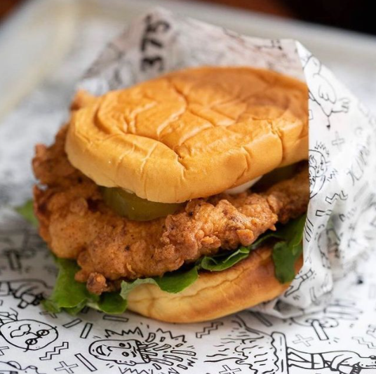 Véganes, au poisson ou à la viande, sur place ou à emporter, une sélection de burgers dans lesquels croquer en cette Journée Internationale du Burger