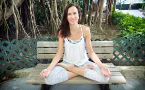 L'invitée du mois de Septembre: Sandrine, professeur de yoga et fondatrice de Blue Doors Studio à Wan Chai