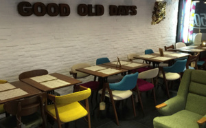 Good Old Days: le premier café où l’on peut repartir en achetant la table !