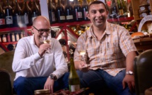 Cristobal et Karim – fondateurs de La Cabane et amoureux des vins naturels